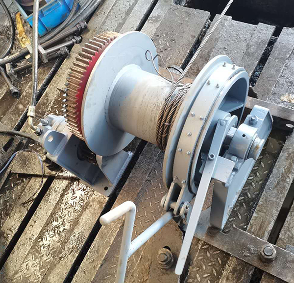 10KN hydraulic single drum winch inspection983520.jpg 10KN hydraulic single drum winch inspection.jpg